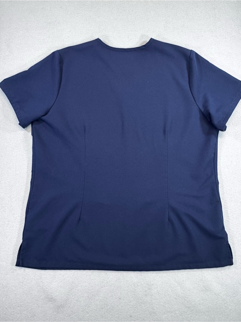 FIGS Women’s Casma XL Navy Scrub Top - Picture 3 of 3